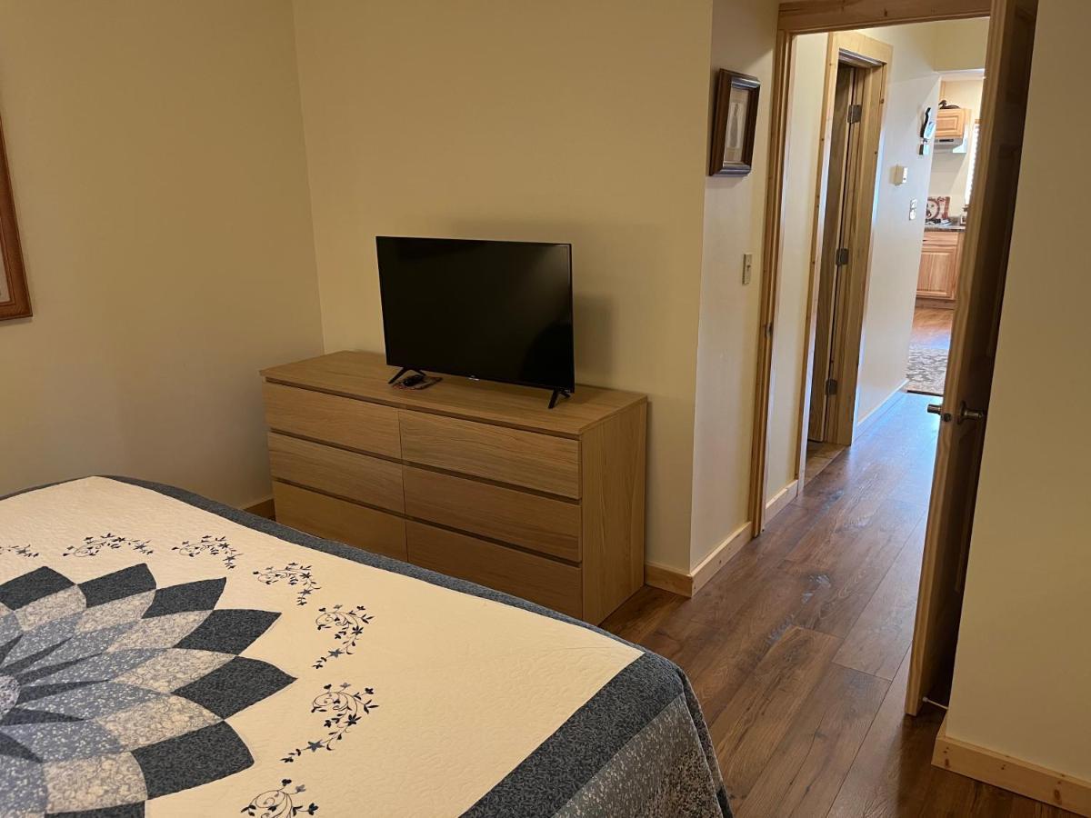 Creekside Downtown Vacation Suites, Only Adults 25 Or Older Buffalo Exteriér fotografie