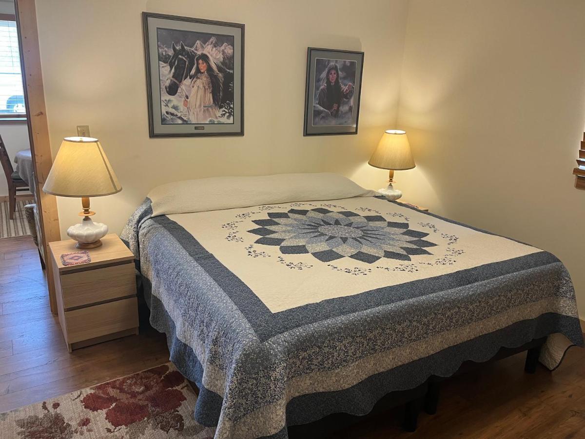 Creekside Downtown Vacation Suites, Only Adults 25 Or Older Buffalo Exteriér fotografie